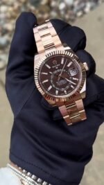 Rolex Sky-Dweller 42 mm Ref. # 330935-0006 - Image 3