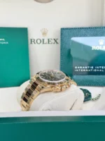 Rolex Cosmograph Daytona Oyster Yellow Gold Green Dial 116508-0013 Replica - Image 8