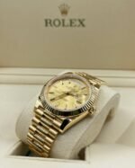 Rolex Day-Date 40 Presidential Champagne dial, Fluted Bezel, President bracelet, Yellow gold Watch - Image 2