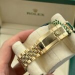 Rolex GMT Master ll Yellow Gold Black Dial Jubilee Bracelet Men's Watch 40mm M126718GRNR-0001 - Image 11